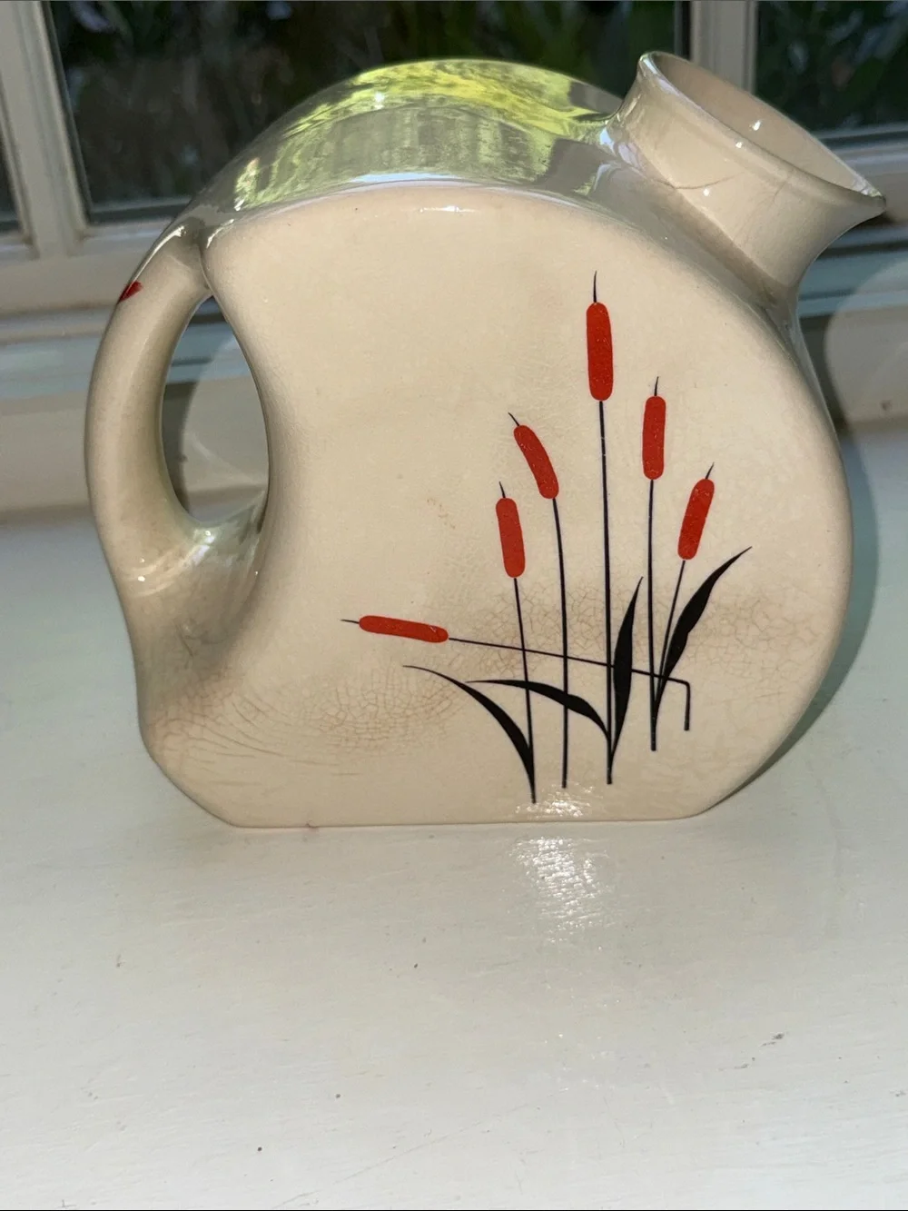 VTG Universal Cambridge MCM Ceramic Refrigerator Water Pitcher Cattail Design